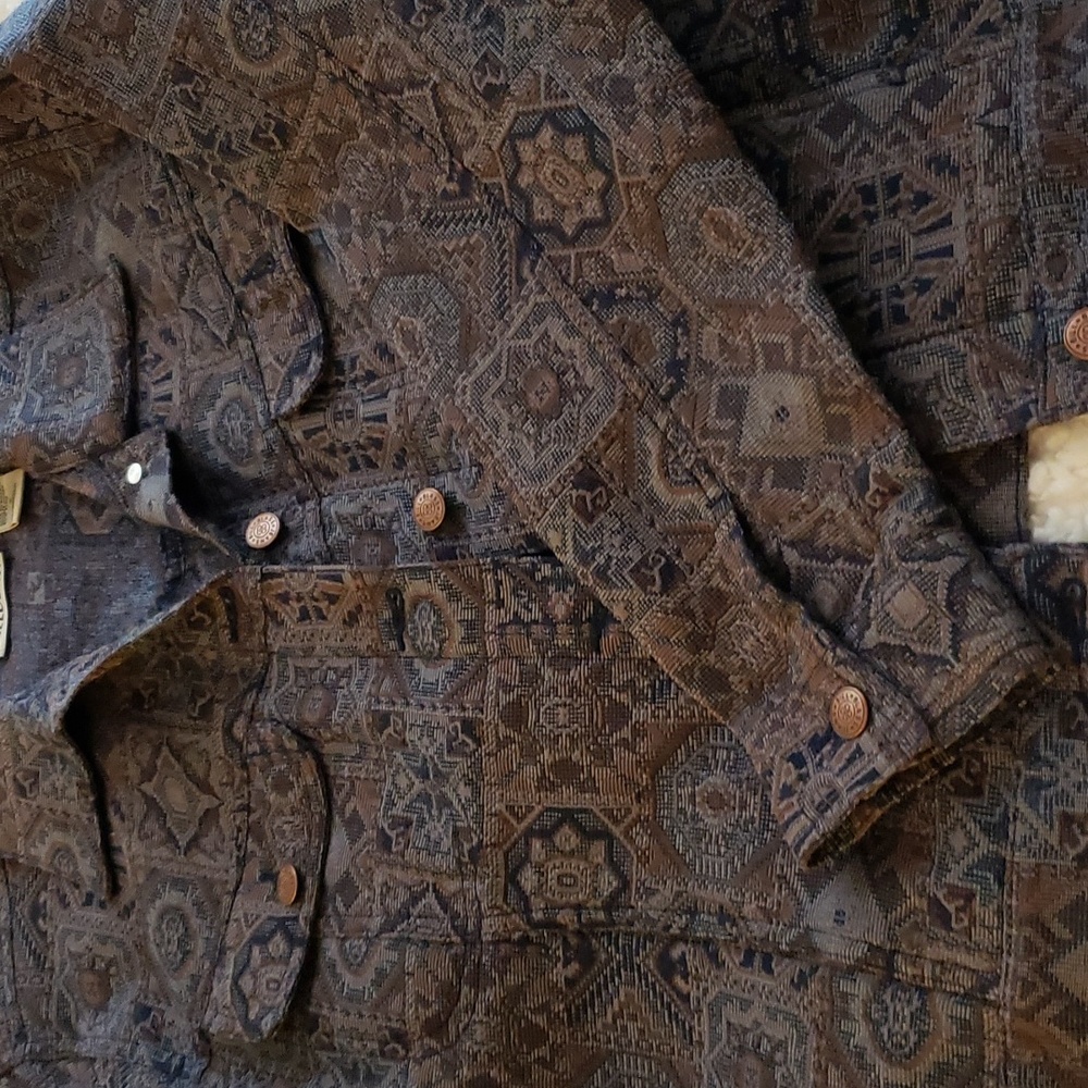 Jacket - Picture 3 of 3